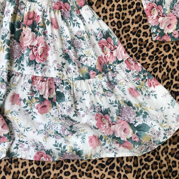 Vintage XS USA Tiered Circle Skirt Floral Buttoned - Picture 8 of 13